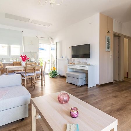 Sophia'S Comfortable Home With A Private Backyard Gazi Экстерьер фото