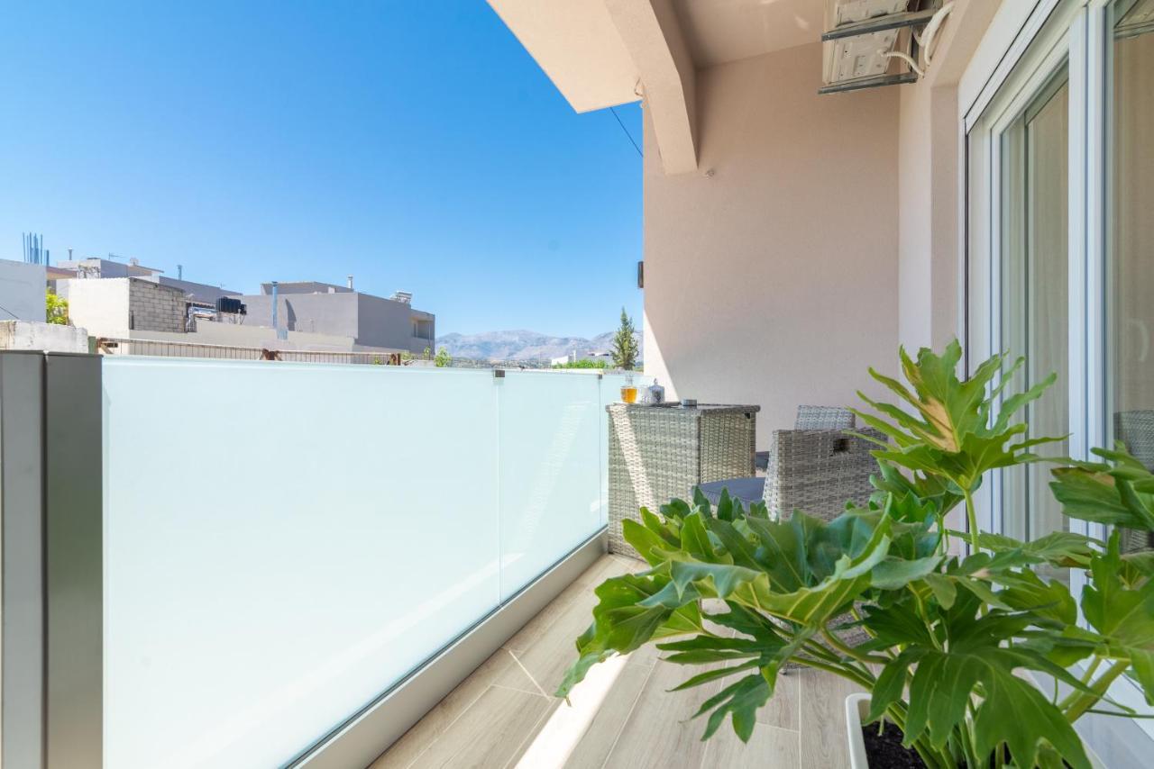 Sophia'S Comfortable Home With A Private Backyard Gazi Экстерьер фото