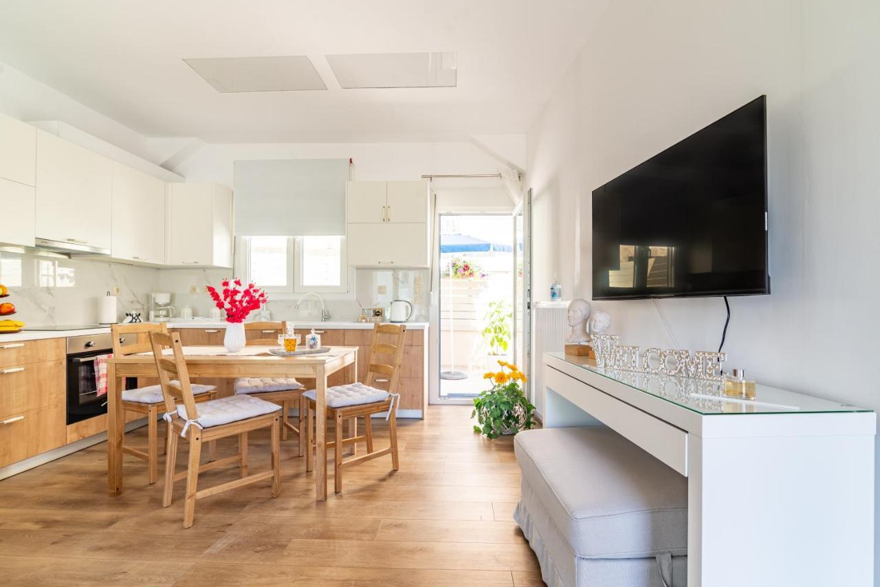 Sophia'S Comfortable Home With A Private Backyard Gazi Экстерьер фото